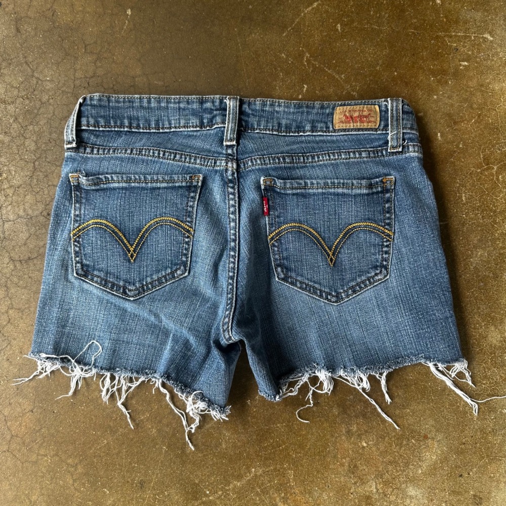 Levi's Too Super Low Shorts Womens Medium Blue Denim 524 Cut Off Biker
